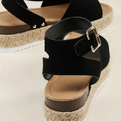 Sandaler för kvinnor under sommaren